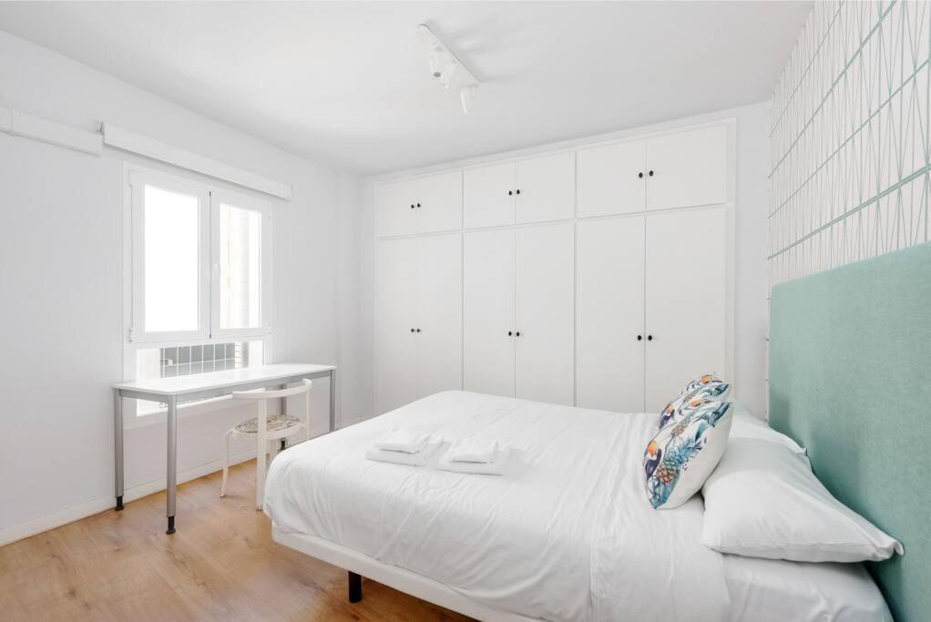 Grand T4 Andalou En Plein Centre De Malaga Ideal Familles Dış mekan fotoğraf
